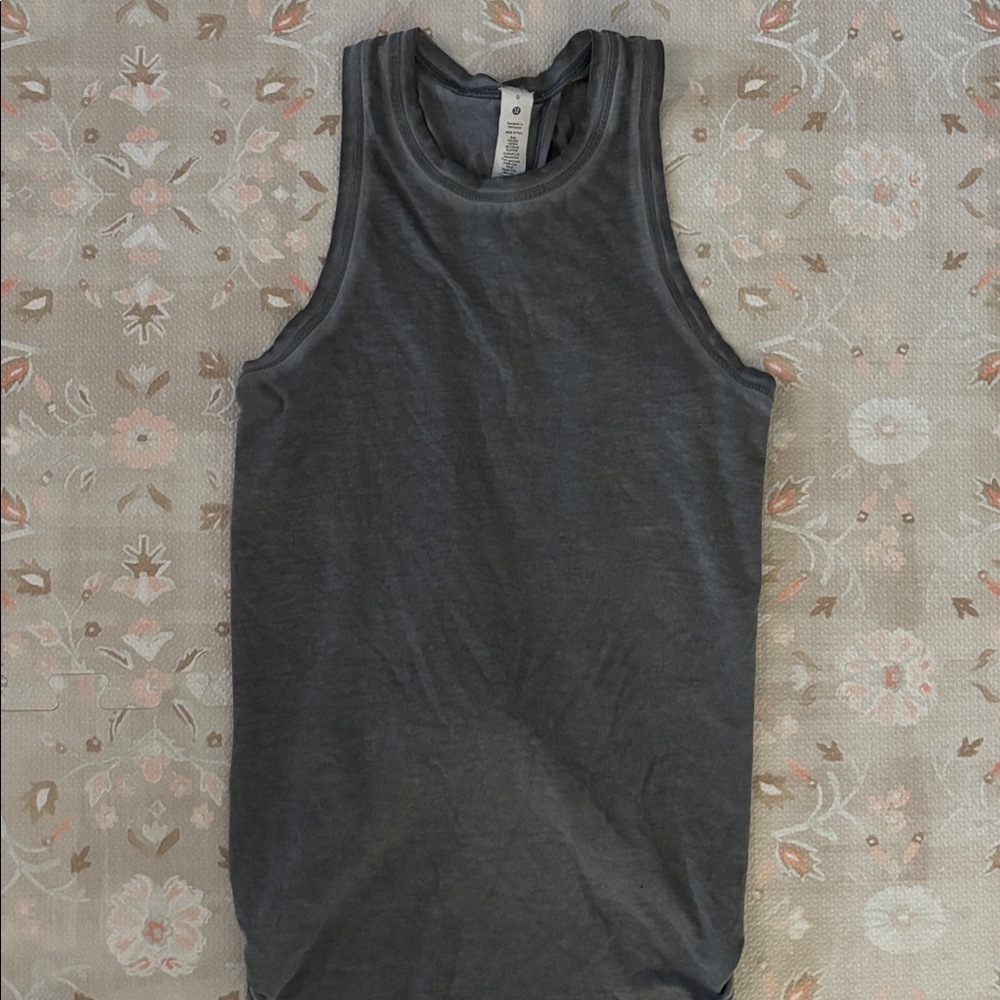 Lululemon All Tied Up Tank Gray Size 0